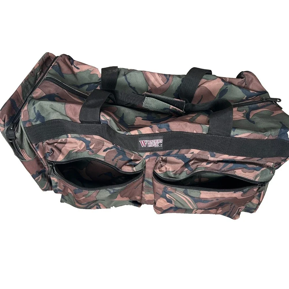 WESTERN PACK Duffle Travel Bag X-LARGE 26x14x13 Camo Hunting Outdoor Gear EUC